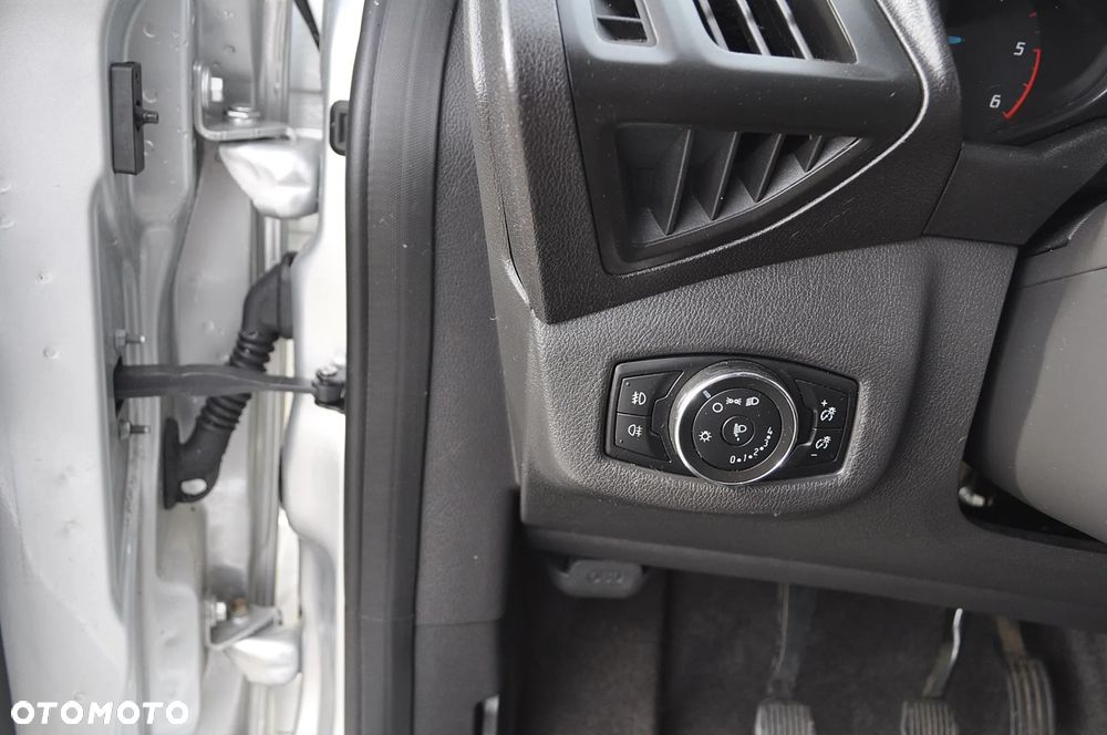 Ford Tourneo Connect 1.6 TDCi Trend - 28