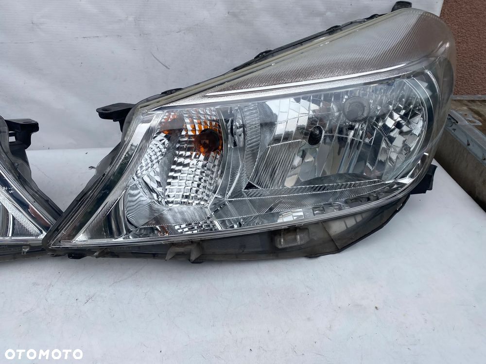 lampa yaris III przed liftem komplet eu całe - 3