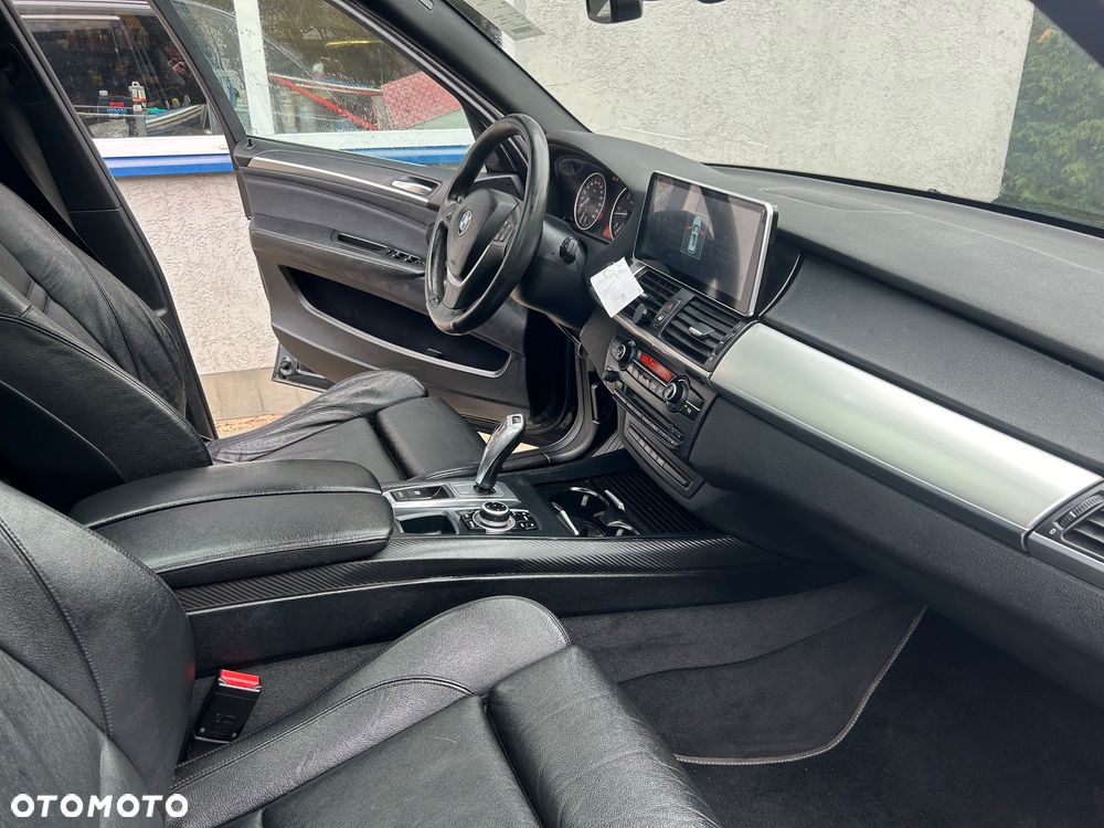 BMW X5 xDrive30d - 16