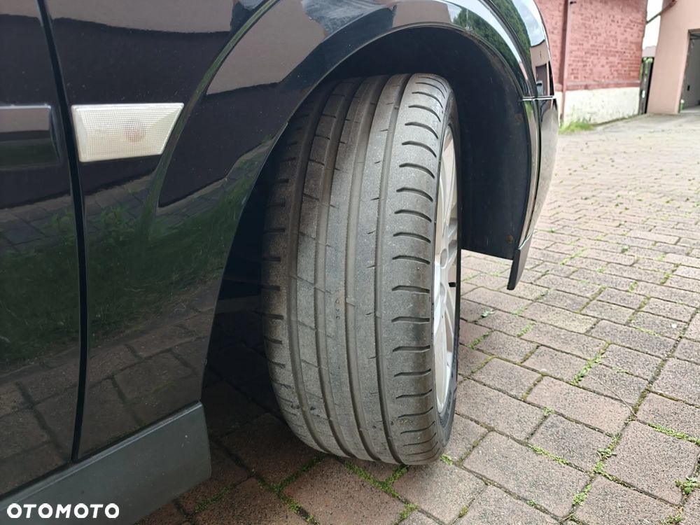 Opel Vectra 1.8 CDX - 26