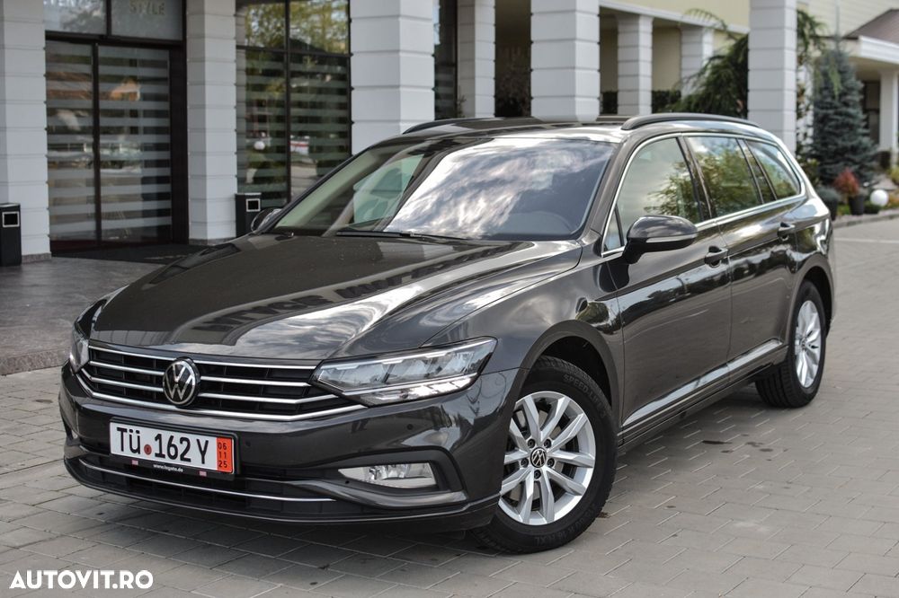 Volkswagen Passat Variant 2.0 TDI SCR DSG BlueMotion Comfortline - 20