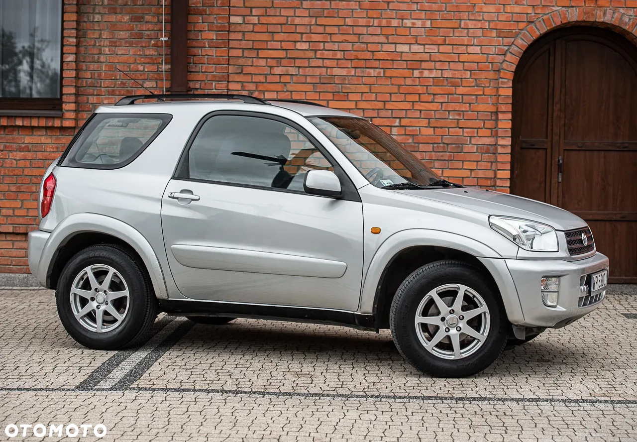 Toyota RAV4 2.0 VVT-i Sol - 2