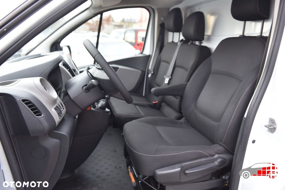 Renault Trafic - 13