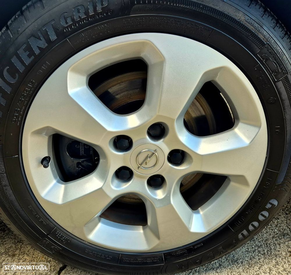 Opel Astra GTC 1.9 CDTI DPF Sport - 36