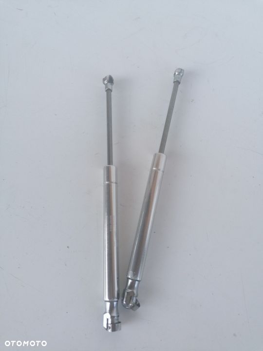 PHAETON SIŁOWNIK SILOWNIKI KLAPY TYŁ 3D5827550C - 1