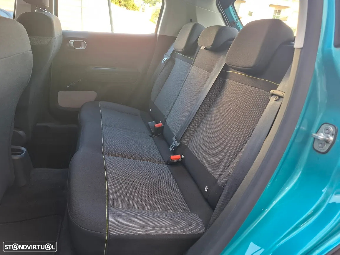 Citroën C3 1.2 PureTech Shine EAT6 - 33