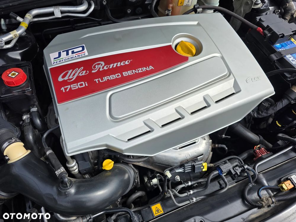 Alfa Romeo 159 Sportwagon - 13