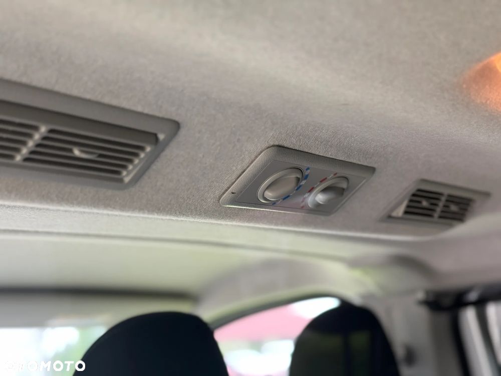 Opel Vivaro L2H1 2.9t Edition Elegance - 26