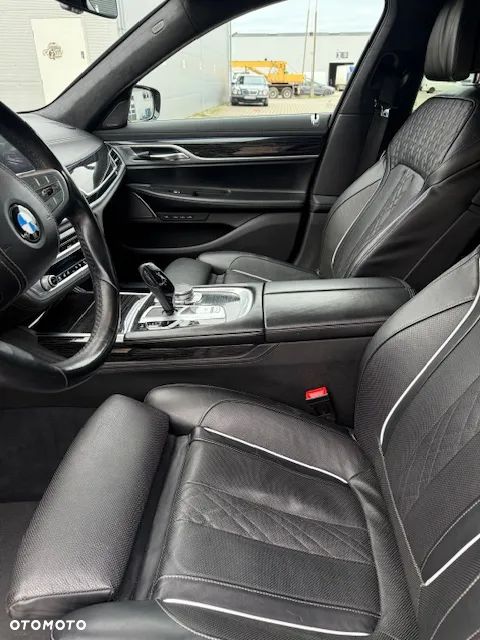 BMW Seria 7 - 9