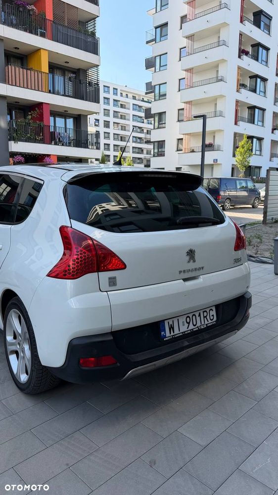 Peugeot 3008 2.0 HDi HYbrid4 - 10