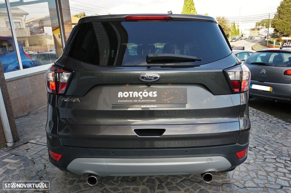 Ford Kuga 1.5 TDCi Titanium - 6