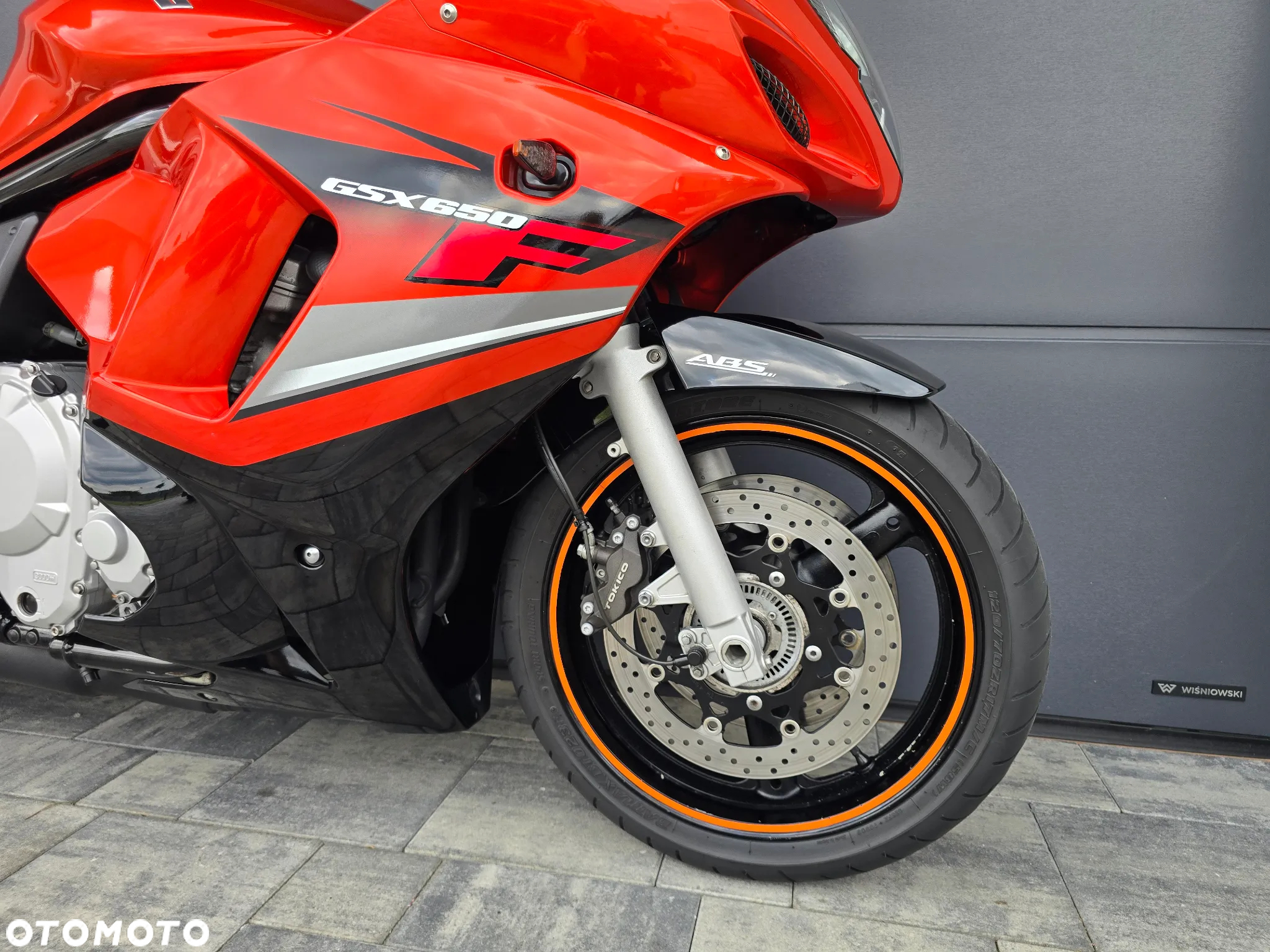 Suzuki GSX - 20