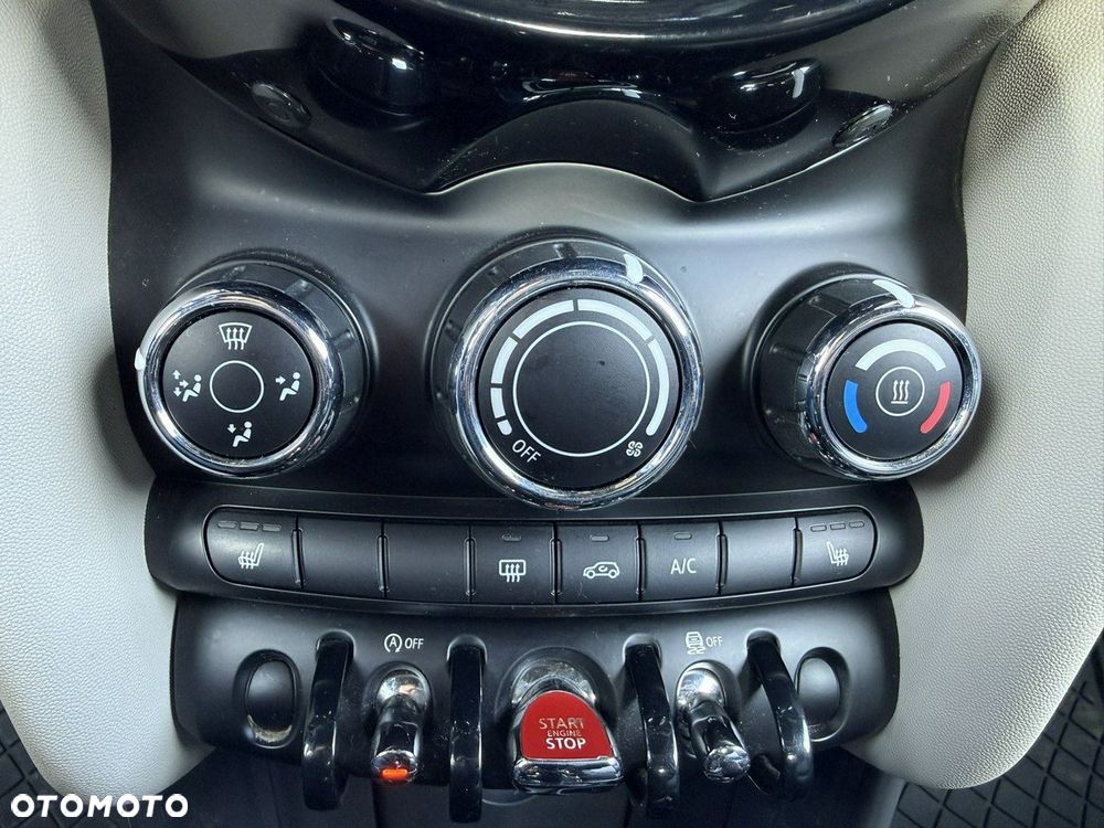 MINI Cooper Standard - 15