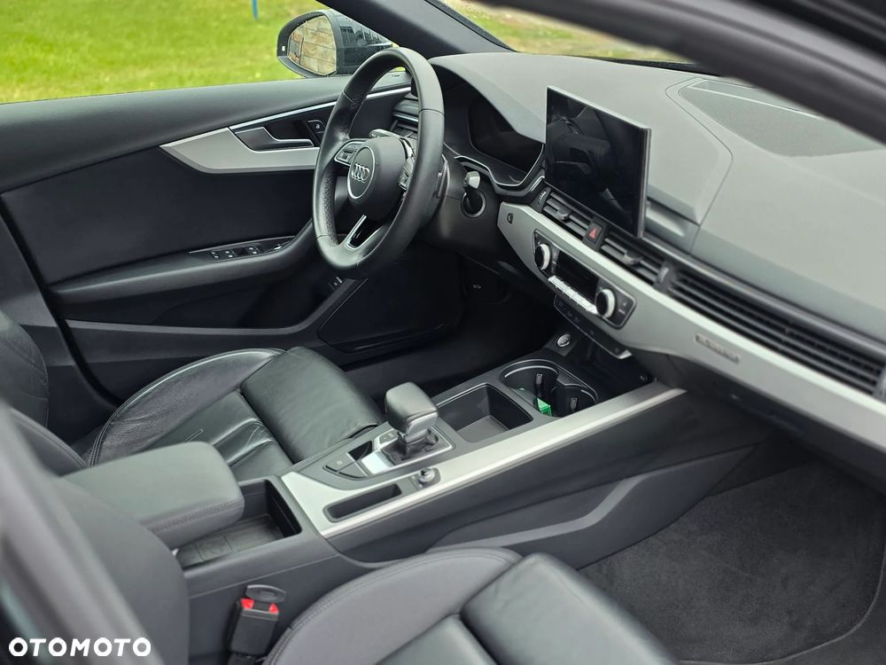 Audi A4 Limousine - 22