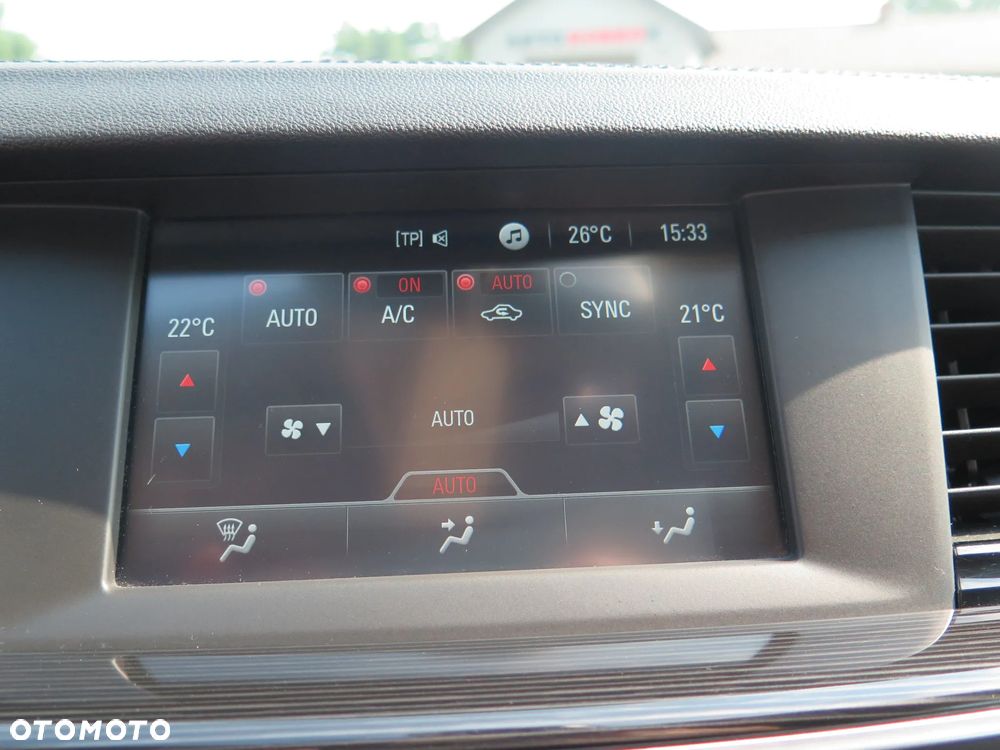 Opel Insignia 1.5 T Exclusive S&S - 28