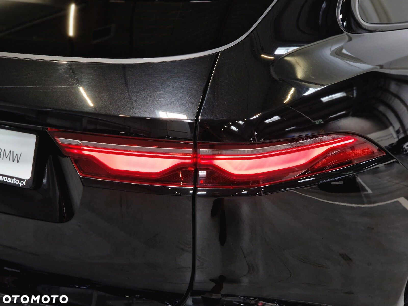 Jaguar F-Pace - 13