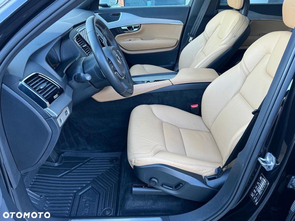 Volvo XC 90 D5 AWD Inscription 7os - 34
