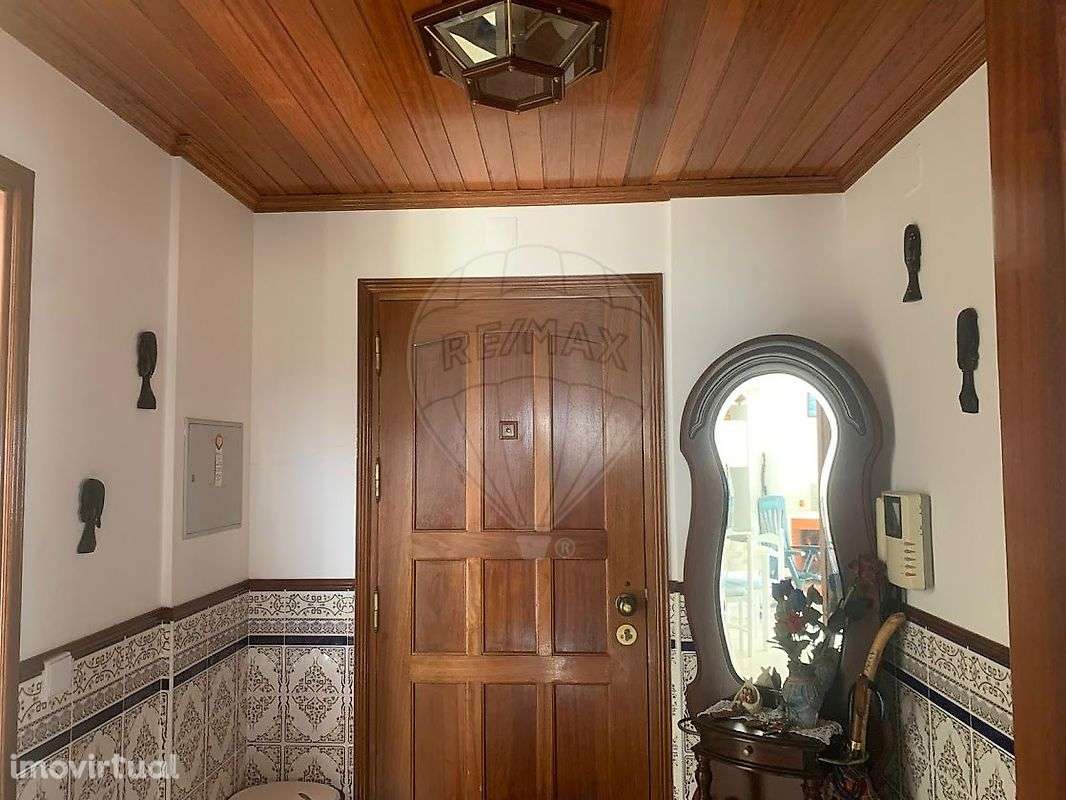 Apartamento T1 para venda - Grande imagem: 2/11