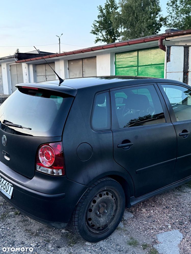 Volkswagen Polo - 4