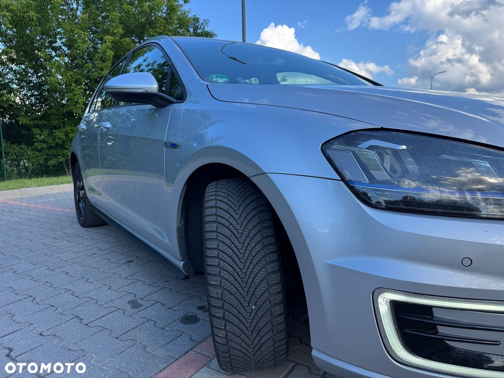 Volkswagen Golf 1.4 TSI BlueMotion Technology DSG Comfortline - 3