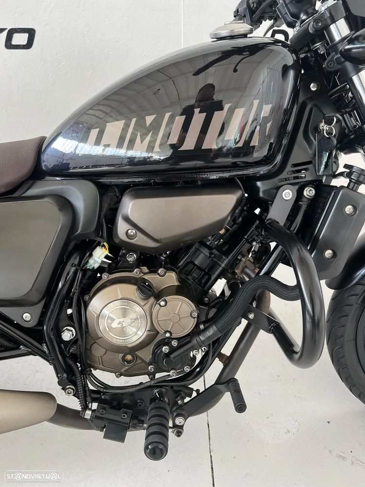 QJ Motor SRV 125 - 8