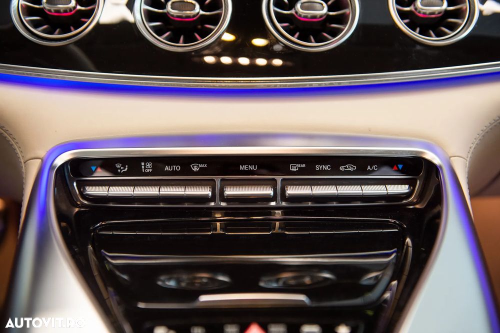 Mercedes-Benz AMG GT - 25