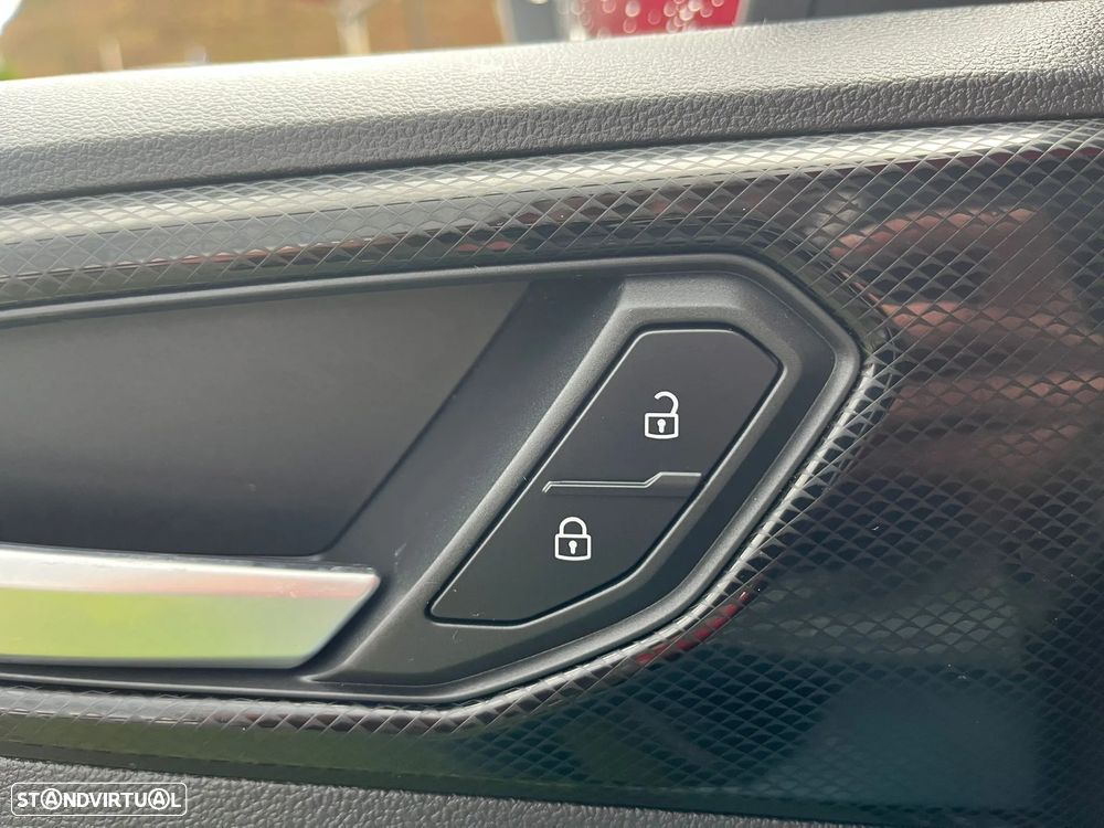 VW T-Cross 1.0 TSI - 18