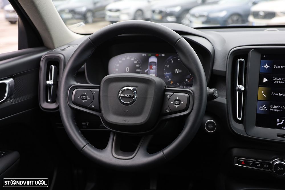 Volvo XC 40 1.5 T2 Momentum Core - 20