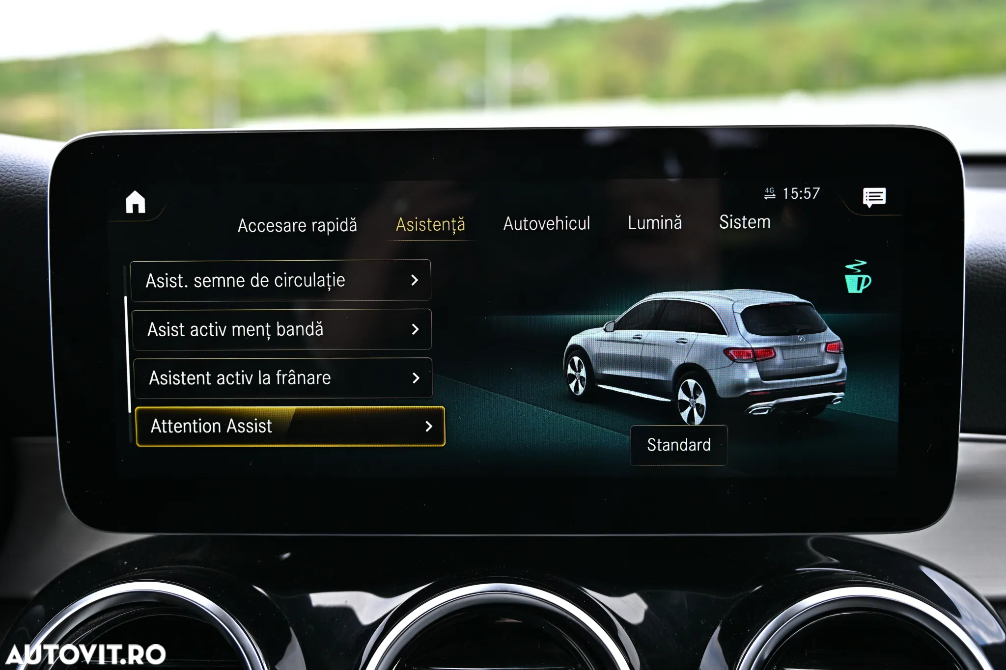 Mercedes-Benz GLC 300 d 4MATIC - 38