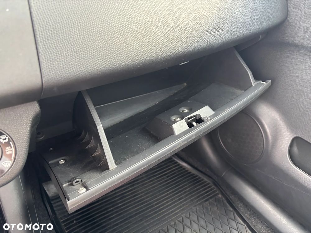 Suzuki Swift - 27