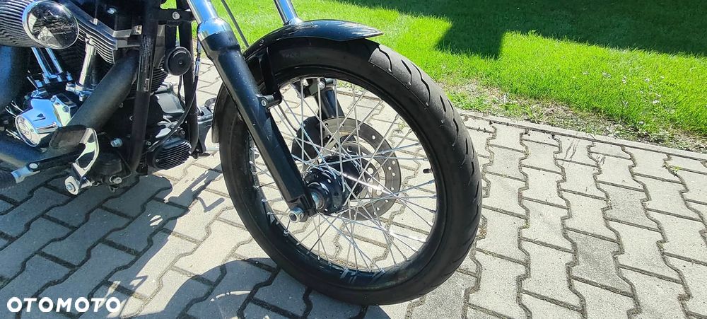Harley-Davidson Softail Blackline - 13