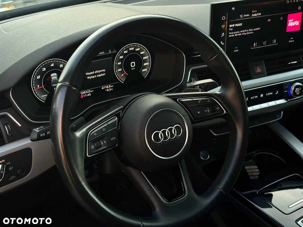 Audi A4 Limousine - 14