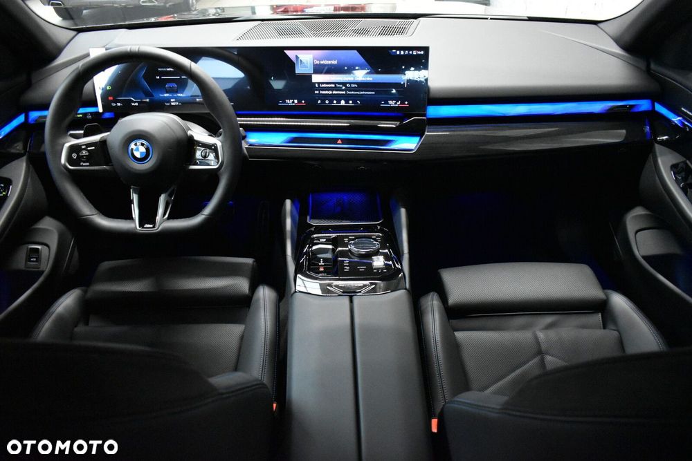 BMW i5 - 6