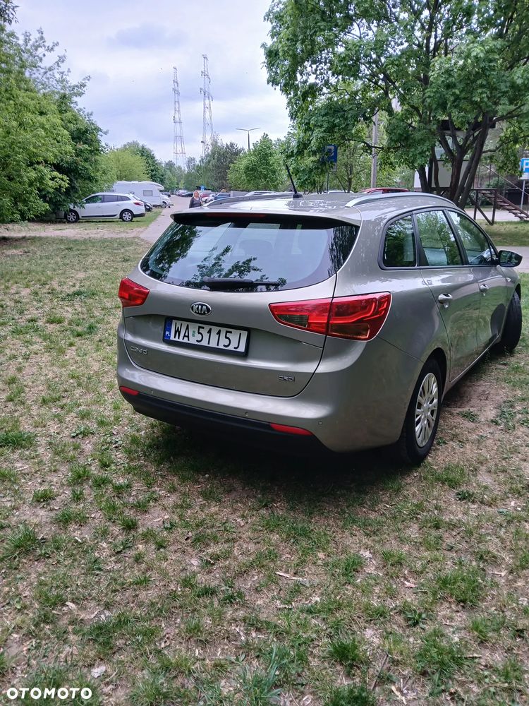 Kia Ceed - 6