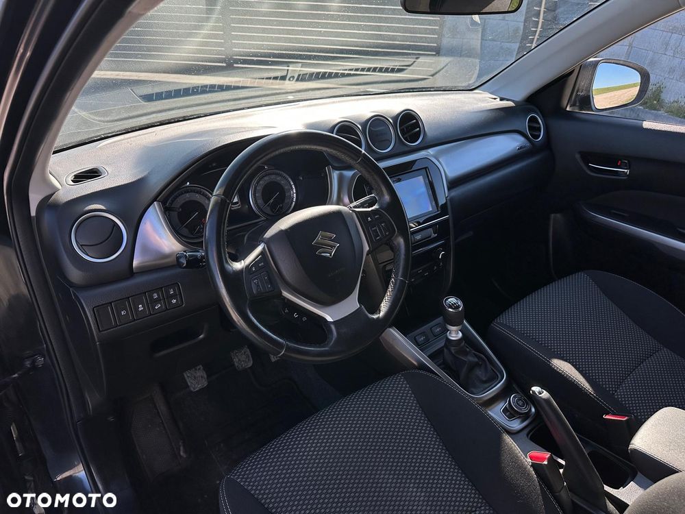 Suzuki Vitara 1.4 Boosterjet Hybrid Allgrip Comfort - 11