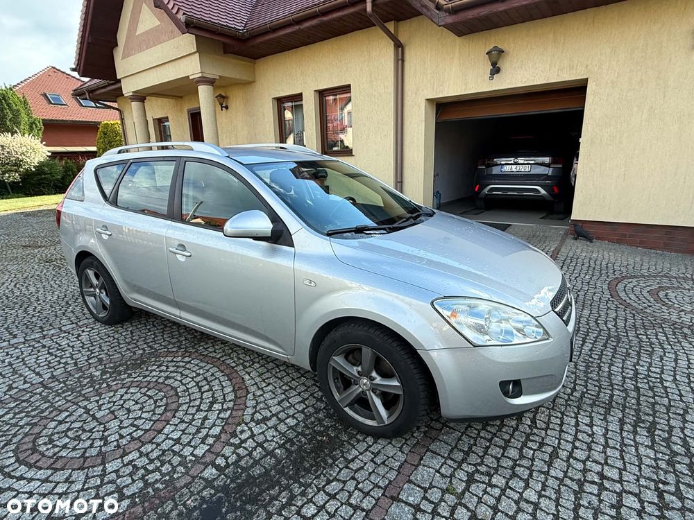 Kia Ceed 1.6 Crdi Comfort - 4