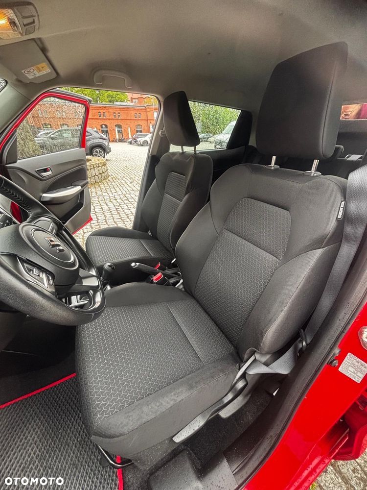 Suzuki Swift 1.2 Premium Plus - 16