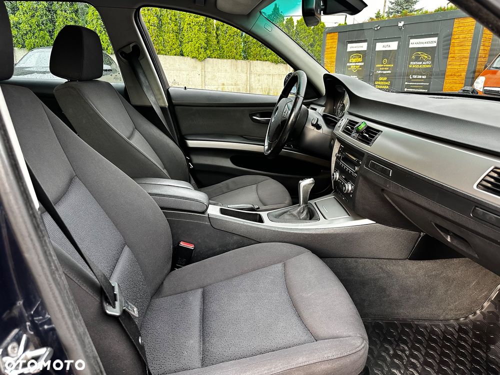 BMW Seria 3 320d - 7