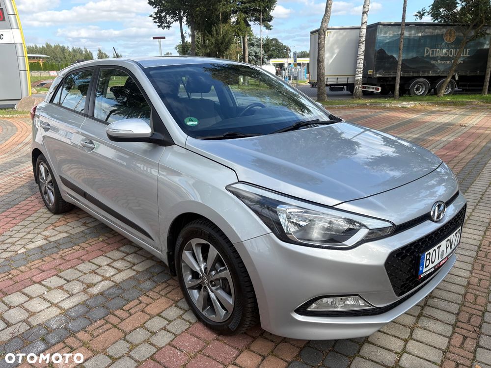 Hyundai i20 blue 1.2 Advantage+ - 3