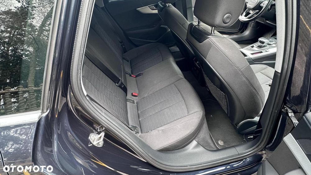 Audi A4 Avant 2.0 TDI S tronic - 23