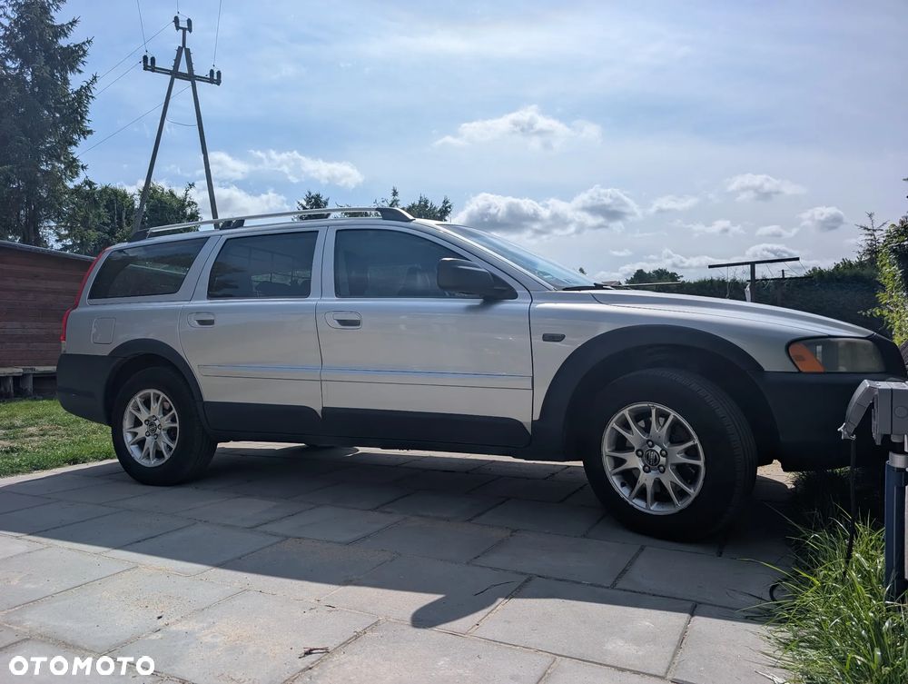 Volvo XC 70 D5 AWD Black Edition - 6