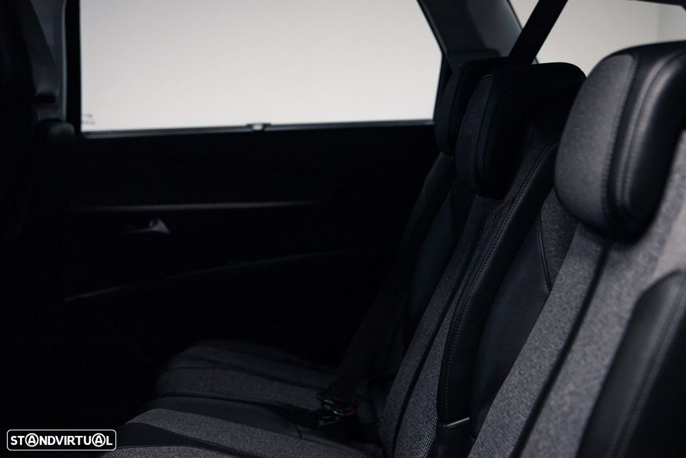 Peugeot 5008 1.5 BlueHDi Allure EAT8 - 21