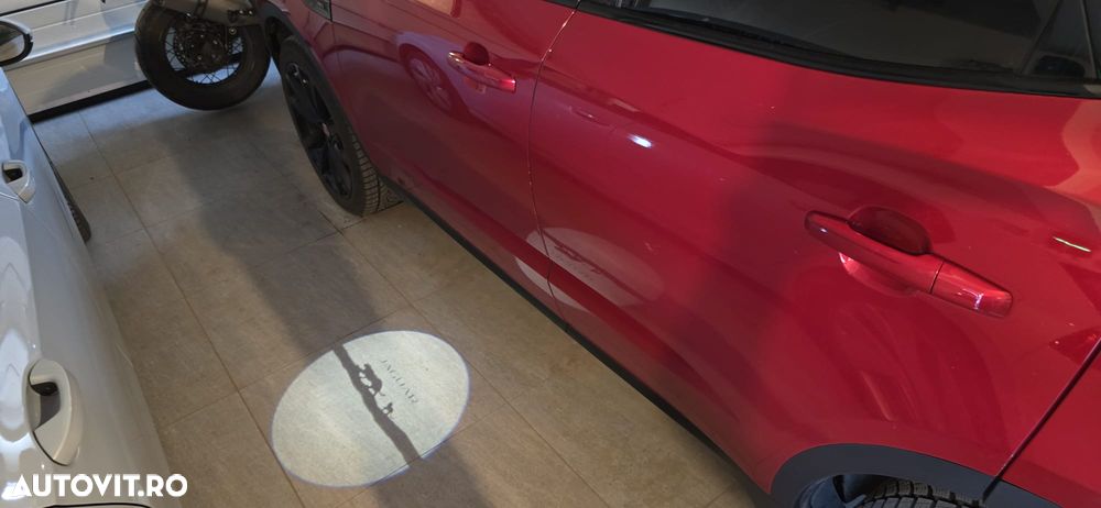 Jaguar E-Pace P200 AWD - 1