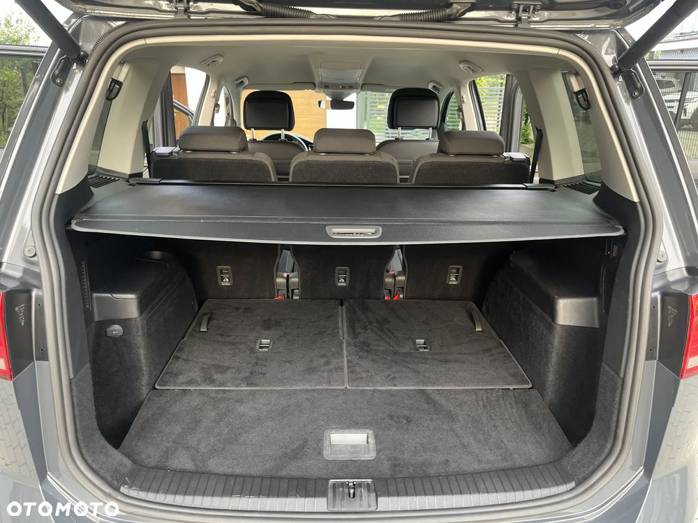 Volkswagen Touran 1.5 TSI EVO Comfortline - 11