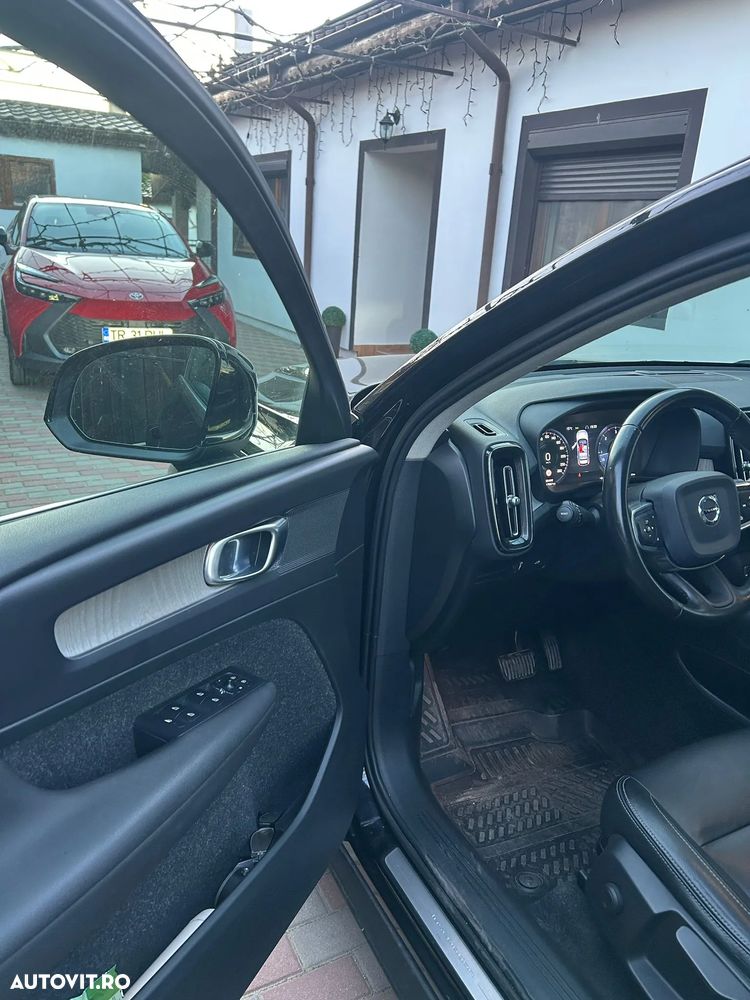 Volvo XC 40 D3 AWD Momentum - 9