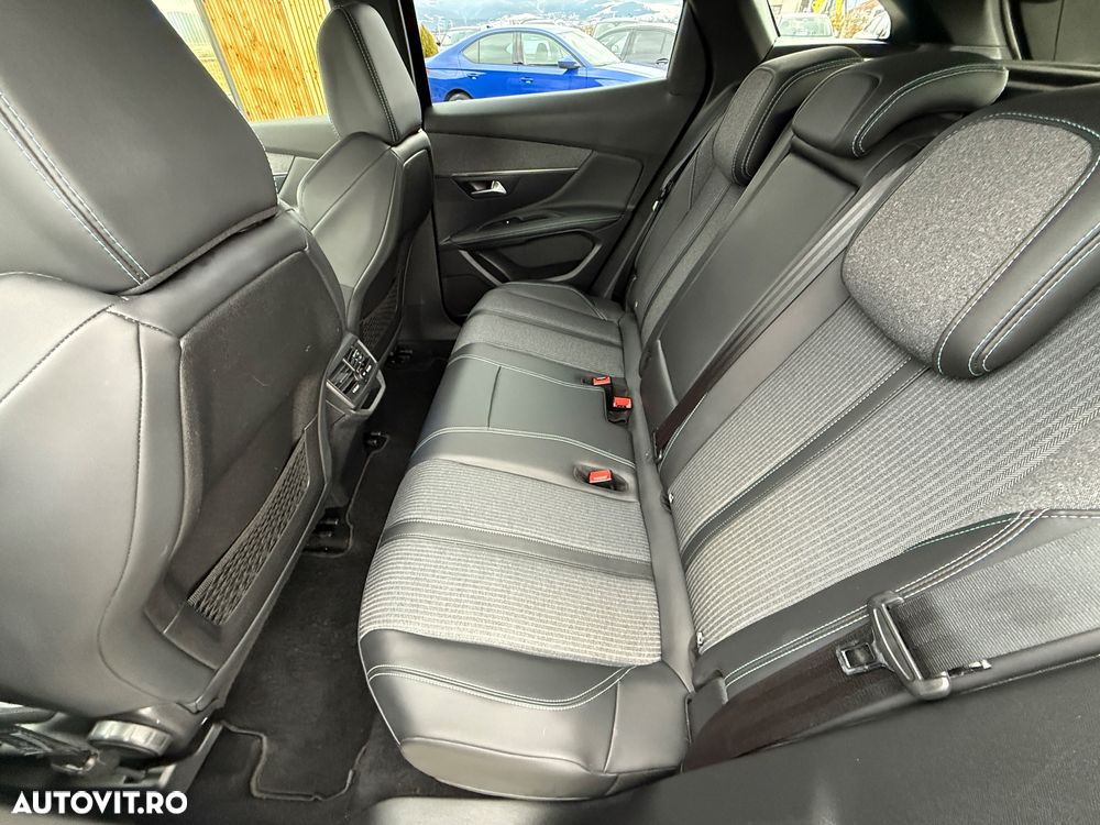 Peugeot 3008 225 e-EAT8 Allure Pack - 20