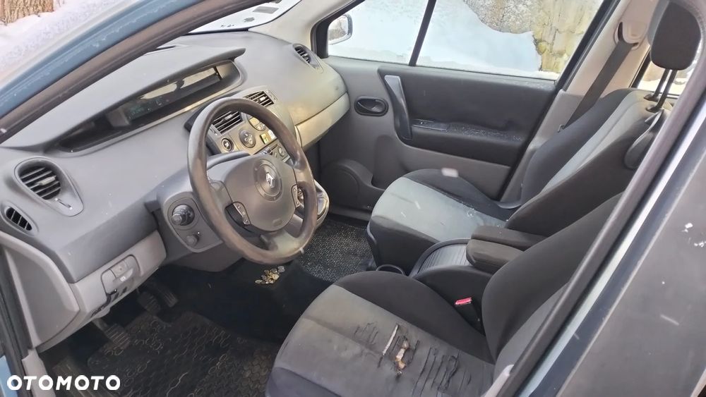 Renault Grand Scenic 2.0 16V Confort Authentique - 23