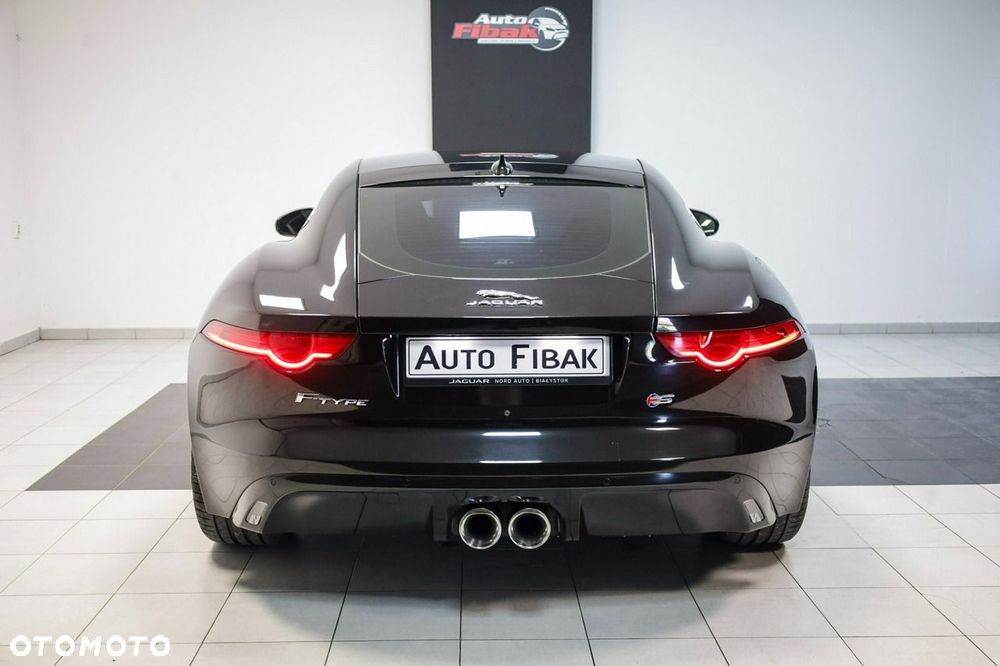 Jaguar F-Type - 11