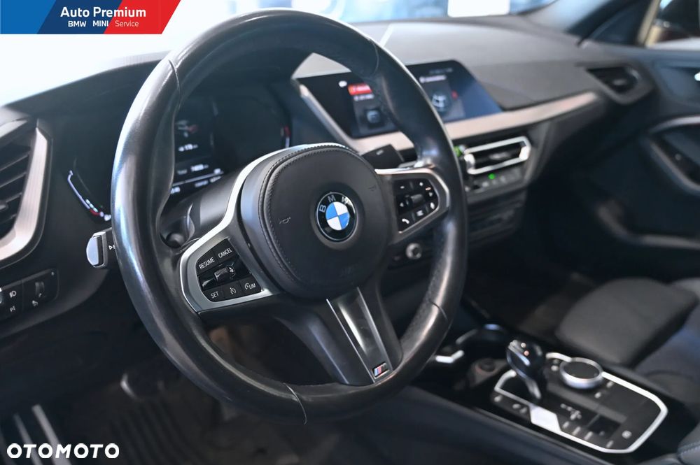 BMW Seria 2 218i - 9