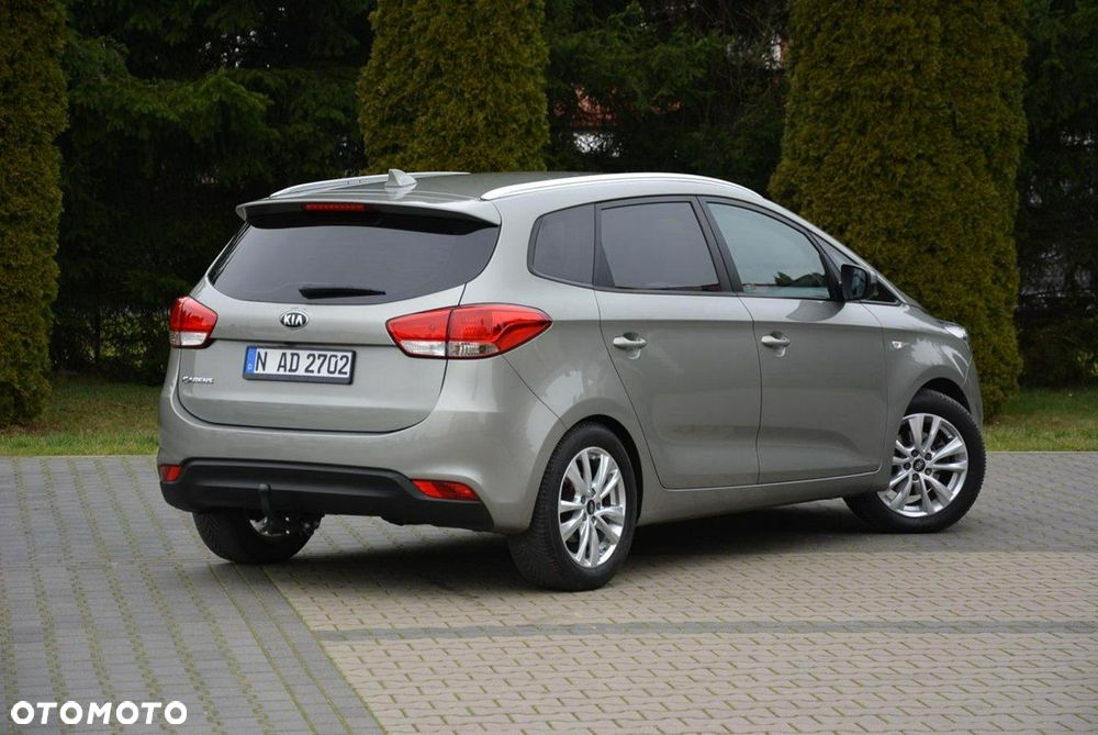 Kia Carens 1.6 GDI L 7os EU6 - 13